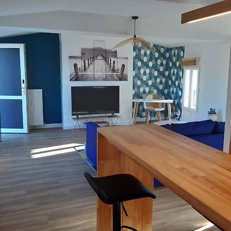 Superbe Appartement Renove 4 Personnes Le Zen Scandi Au Centre Ville - Draps - Serviettes Parking - La Roche-Chalais Zewnętrze zdjęcie